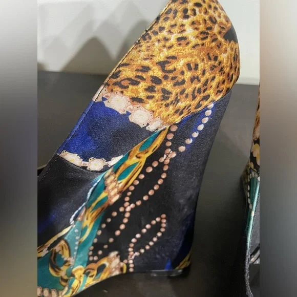ALDO Platform peep-toe Retro Y2K leopard & gold chain print satin feel size 9 - Picture 10 of 14